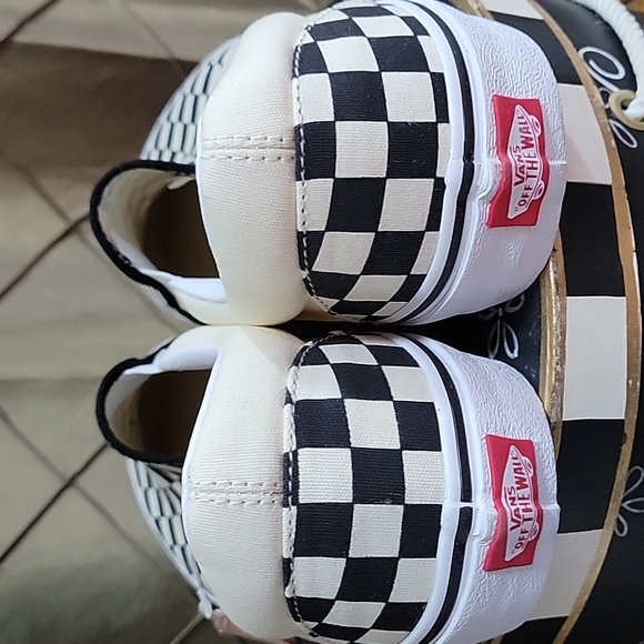 NWT- Vans ‘Off the Wall’ Classic Checker Slip-on Sneaker - Picture 8 of 10